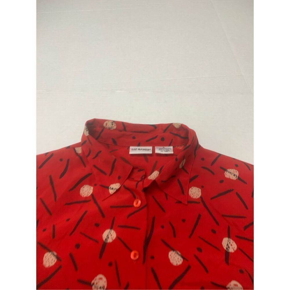 Patterned Button Down Vintage Blouse - Picture 4 of 8